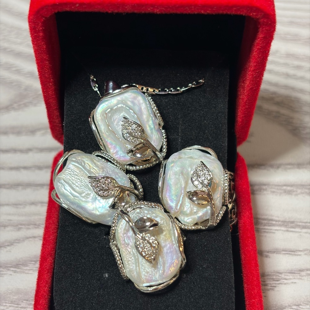 Genuine Keshi Pearl Jewelry Set –Necklace, Ring & Earrings – Elegant Leaf Design